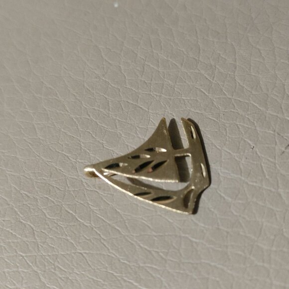 14k Pendant Charm Yellow Gold YG Mark Anthony Sailboat Sailing Beach - Picture 5 of 9